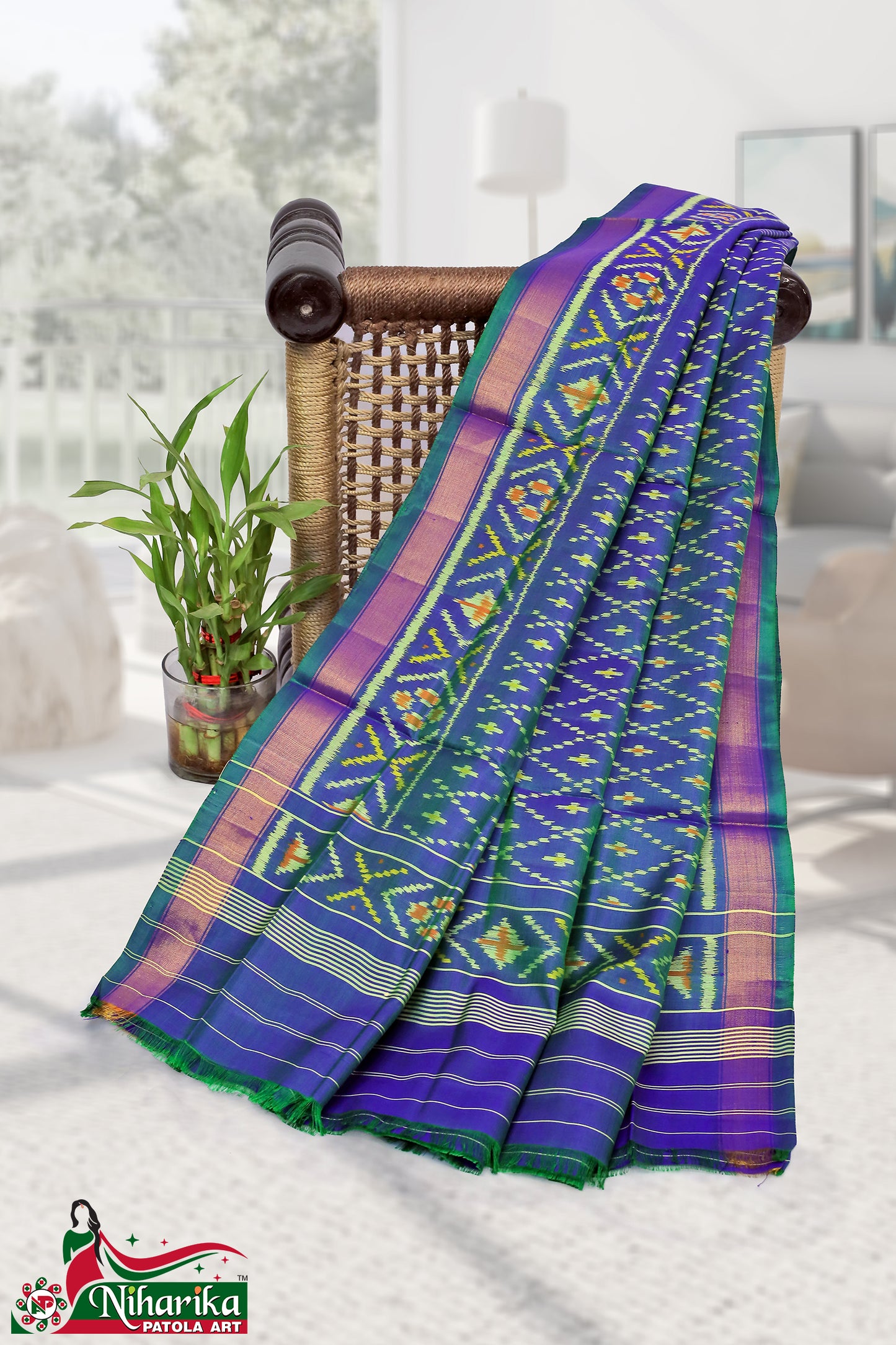 SIPD-BF-B-01 | Buttonphool Single Ikkat Patola Dupatta