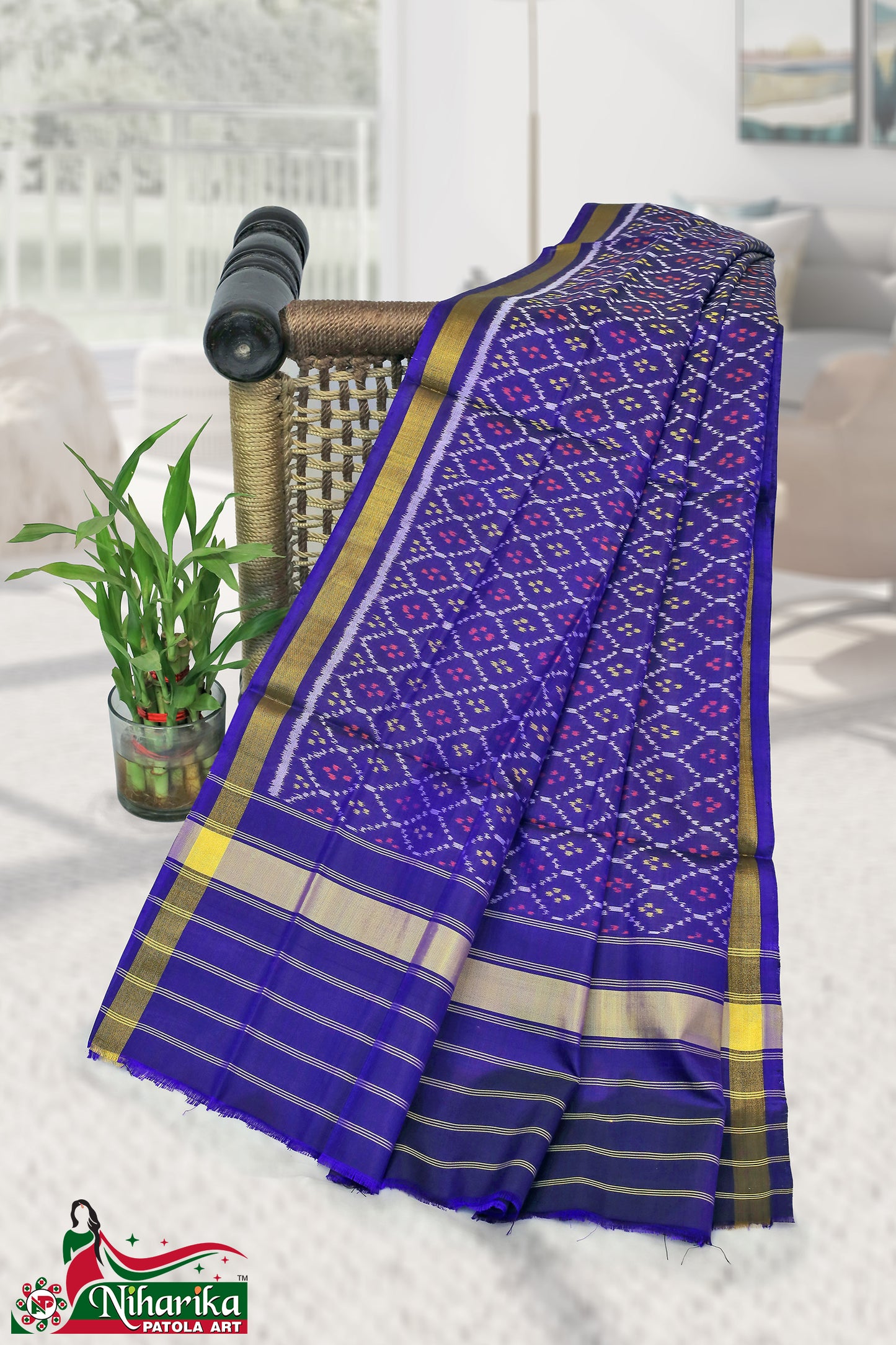 SIPD-BF-V-01 | Buttonphool Single Ikkat Patola Dupatta