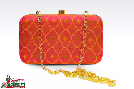 PC-RR-F-01 | Patola Clutch Rounded Rectangle